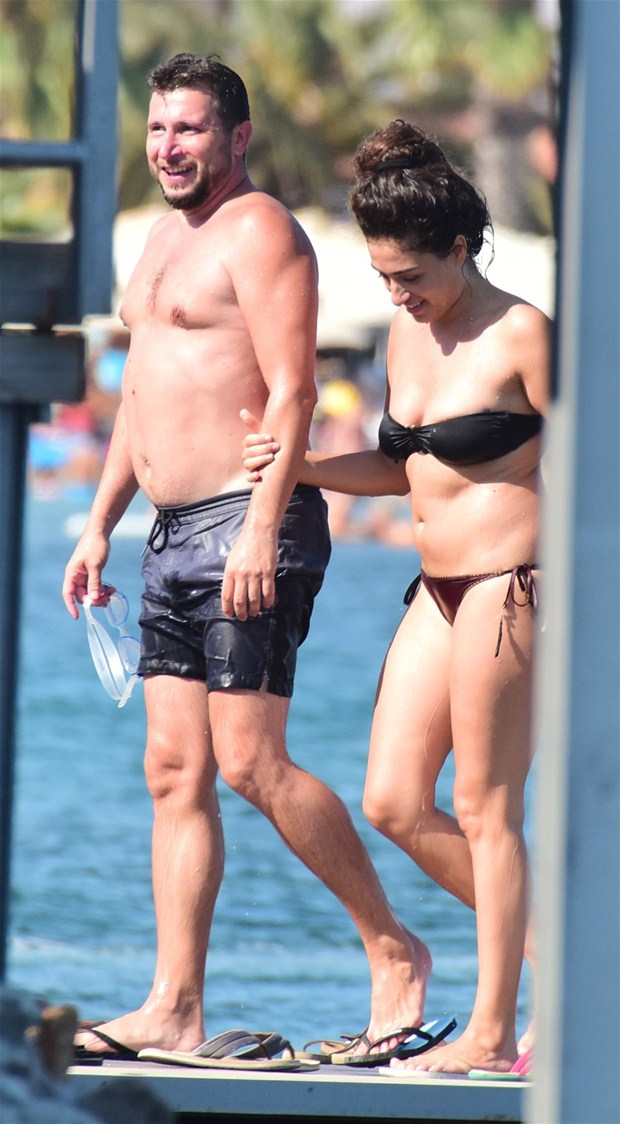 Dilan Çıtak ve Sevgilisi 5