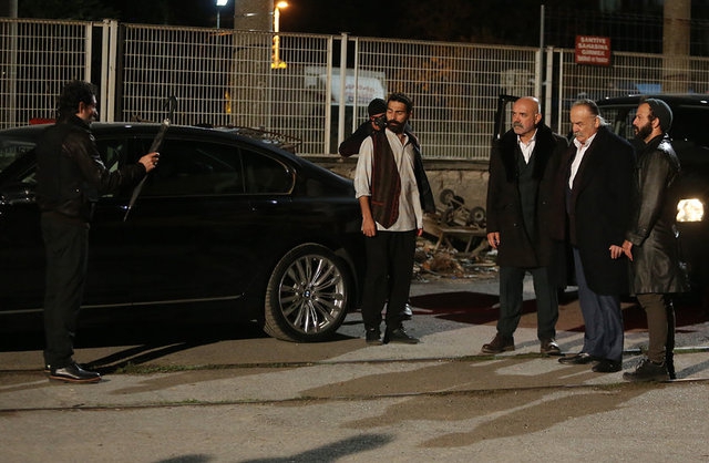 İÇERDE 6. BÖLÜM FRAGMANIN MERT DEŞİFRE OLACAK MI ? 21