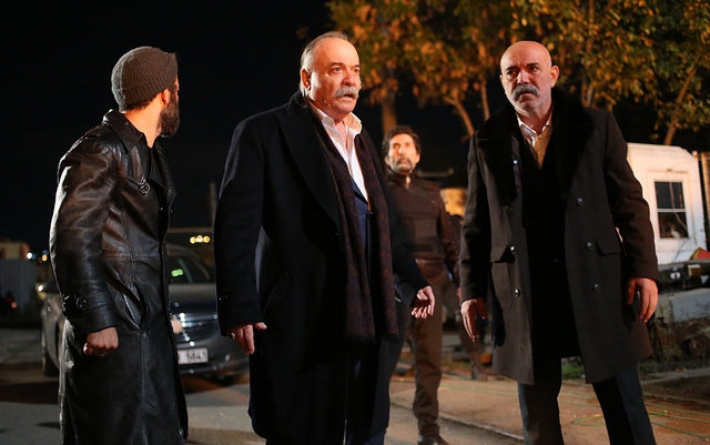 İÇERDE 6. BÖLÜM FRAGMANIN MERT DEŞİFRE OLACAK MI ? 9