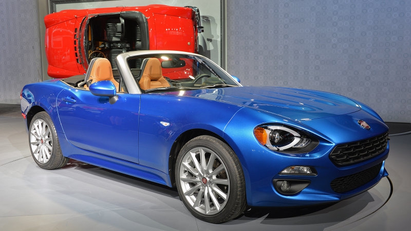 Fiat 124 Spider Türkiye'de Görücünün Beğenisine Sunuldu! 1
