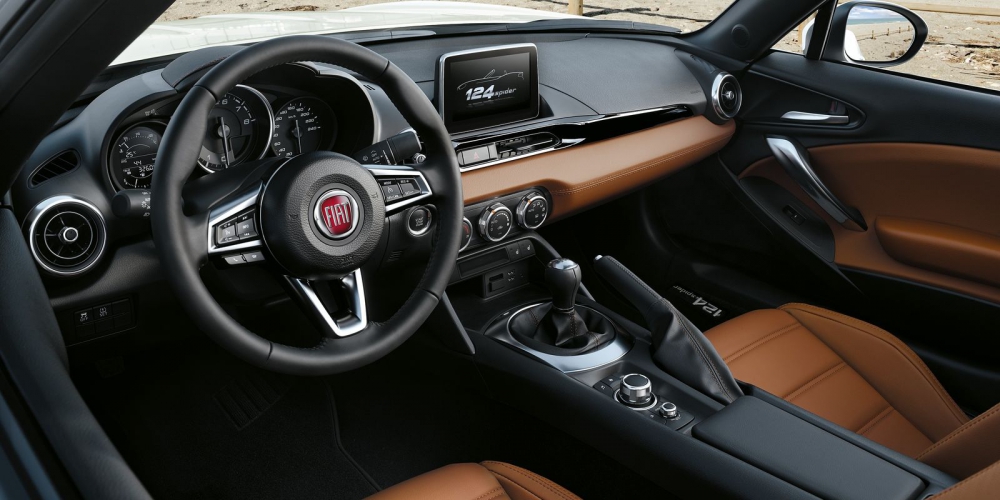 Fiat 124 Spider Türkiye'de Görücünün Beğenisine Sunuldu! 11