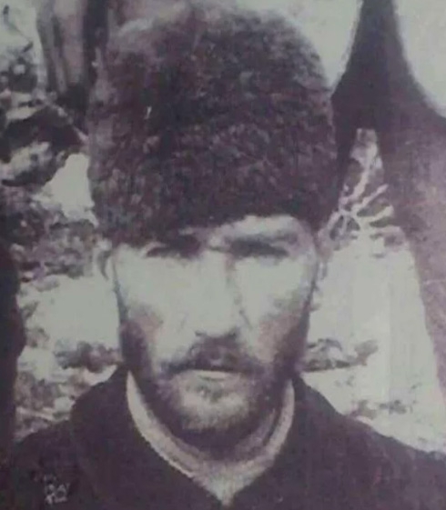 Atatürk'ün sol güzüne yakından baktınız mı? 5