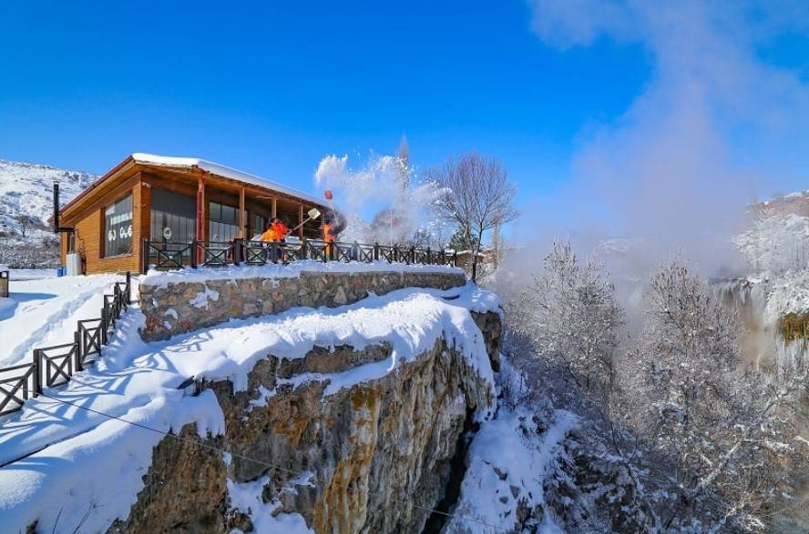 KONYA'DAKİ YERKÖPRÜ ŞELALESİ'NDEN KIŞ ORTASINDA BUHAR ÇIKIYOR 9