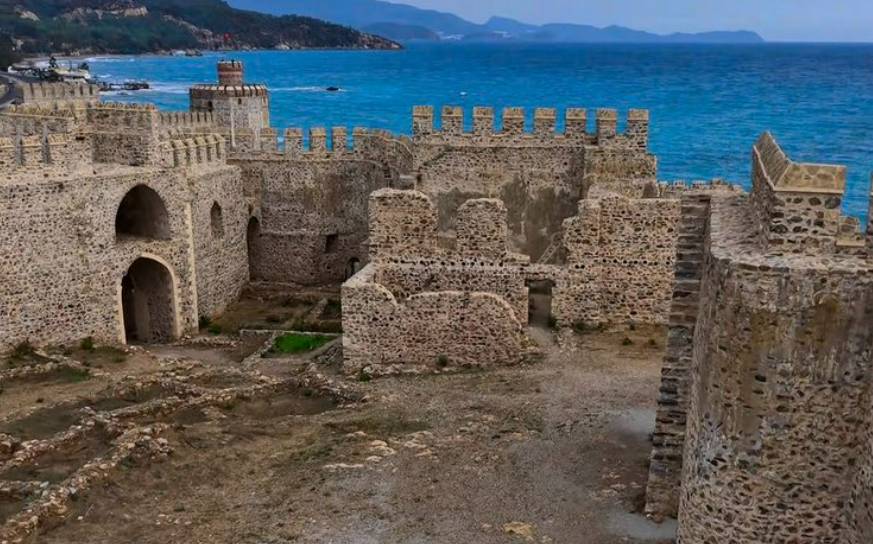 Mersin'in İncisi: Cüneyt Arkın'ın Filmine Ev Sahipliği Yapan M 10