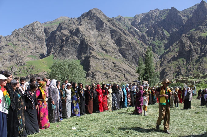 Hakkari Şemdinli'de HDP'den Zafer Şenliği 3