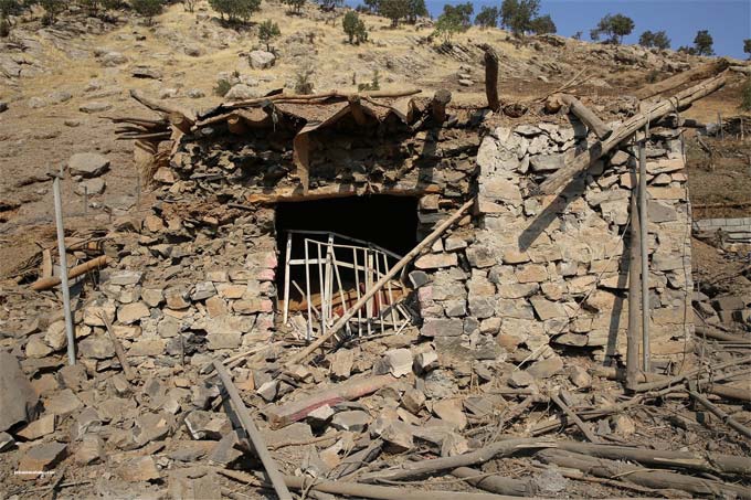 TSK'nin bombaladığı Zergelê köyünden ilk Görüntüler 17