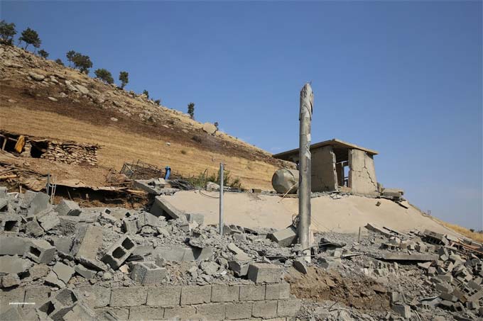 TSK'nin bombaladığı Zergelê köyünden ilk Görüntüler 6