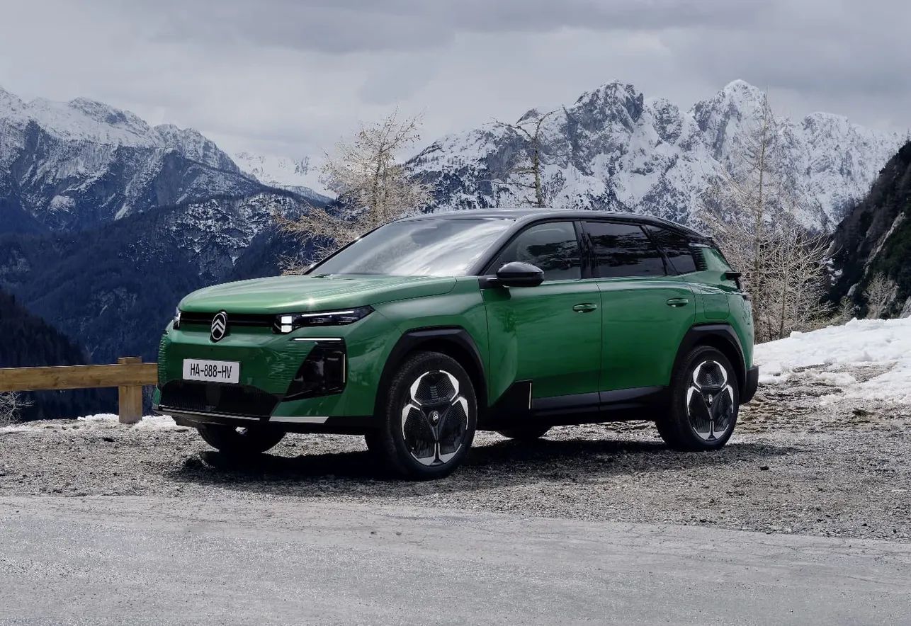 Tesla'dan daha ucuz fiyatıyla Citroen E-C5 resmen satışa çıkıyor!