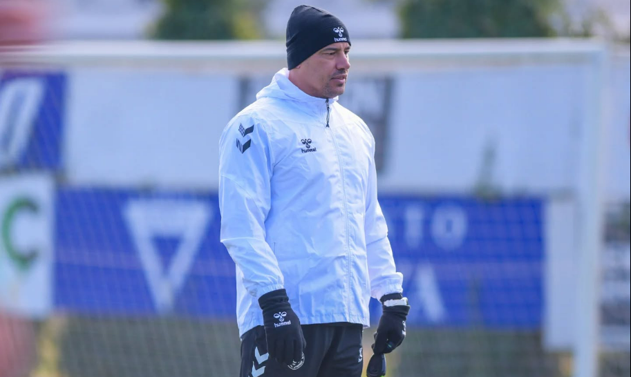 Konyaspor'da Sakatlık ve Ceza Şoku: Çağdaş Atan Kara Kara Düşünüyor! Kadro Alarm Veriyor