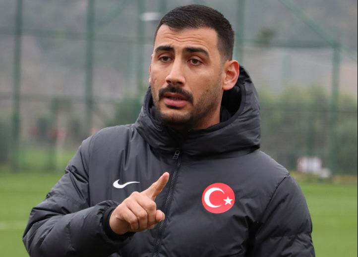 U17 Millî Takımı Teknik Direktörü Selçuk Erdoğan: "Hedefimiz Avrupa Şampiyonası Finalleri!"