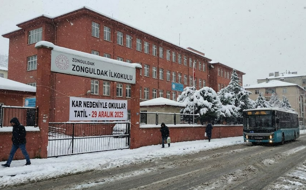 Zonguldak’ta Okullar Tatil Edildi! 29 Aralık Pazartesi Eğitime Kar Engeli