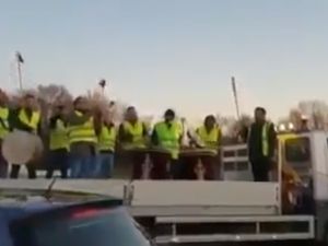 Bakin Fransa'daki Protestoda ne yaptılar